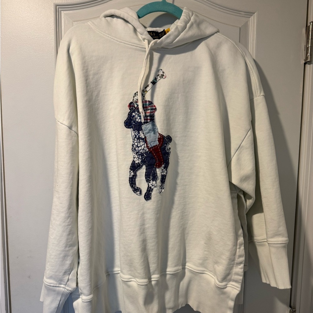 Oversized Women’s Polo Ralph Lauren Hoodie size xs/s fits a large